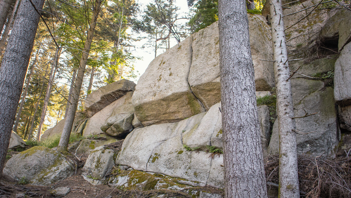verwitterte Granitfelsen am Palmfelsen