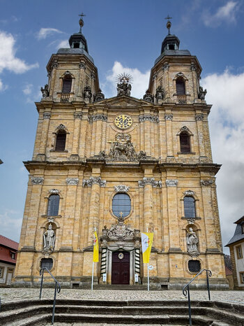 Eingangsportal der Basalika Gößweinstein