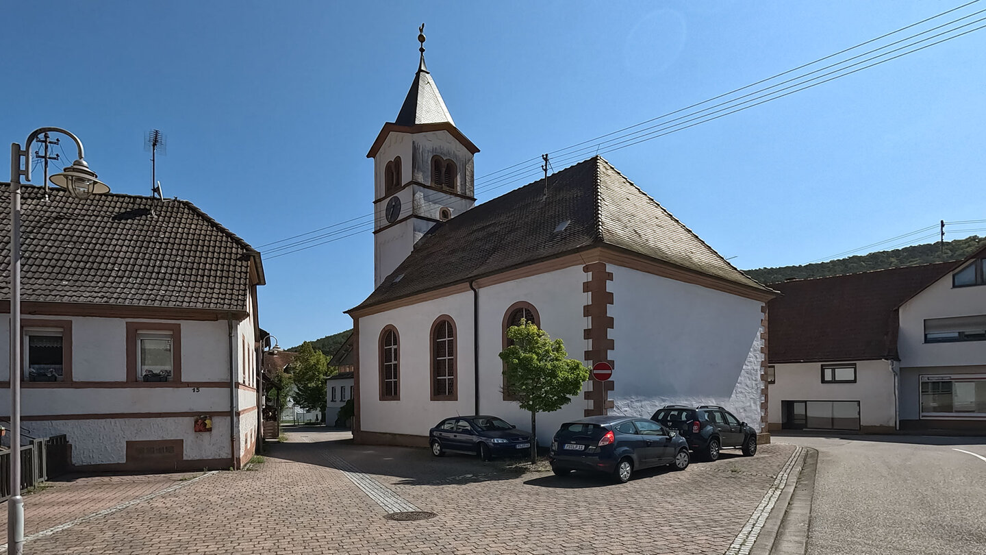 die Kirche im Zentrum von Spirkelbach die Kirche in Spirkelbach