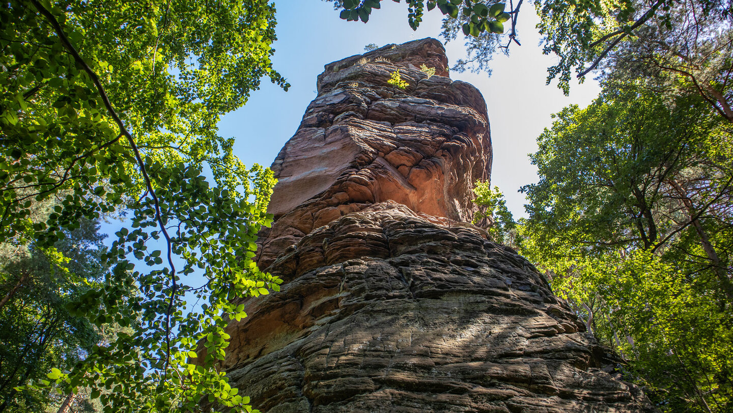 Buntsandsteinturm am Sternenfels.