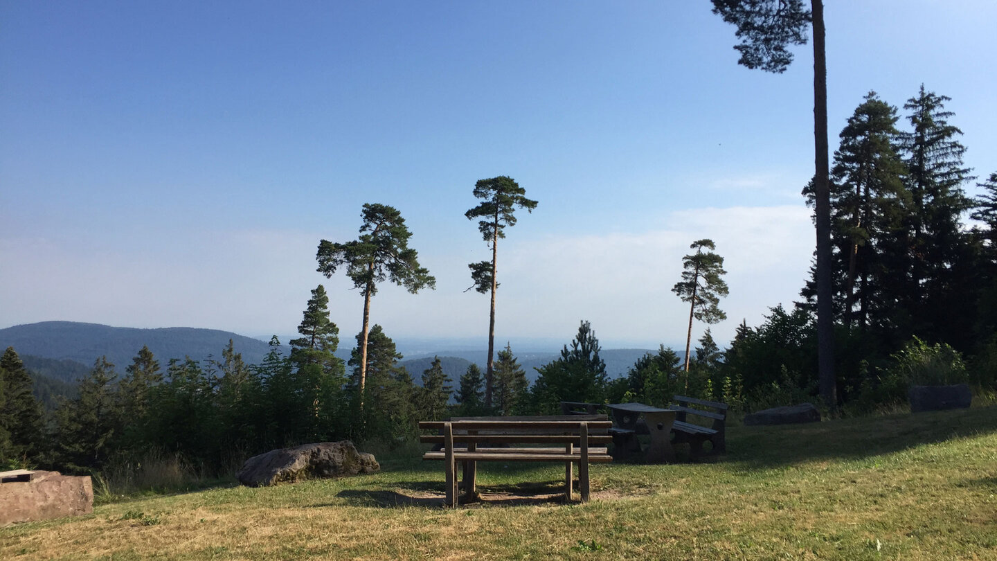 Rastplatz am Westweg bei der Hahnenfalzhütte