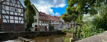 Fachwerkhäusern an der Lauter in Lauterbach