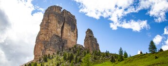 die Cinque Torri bei Cortina in den Belluneser Dolomiten
