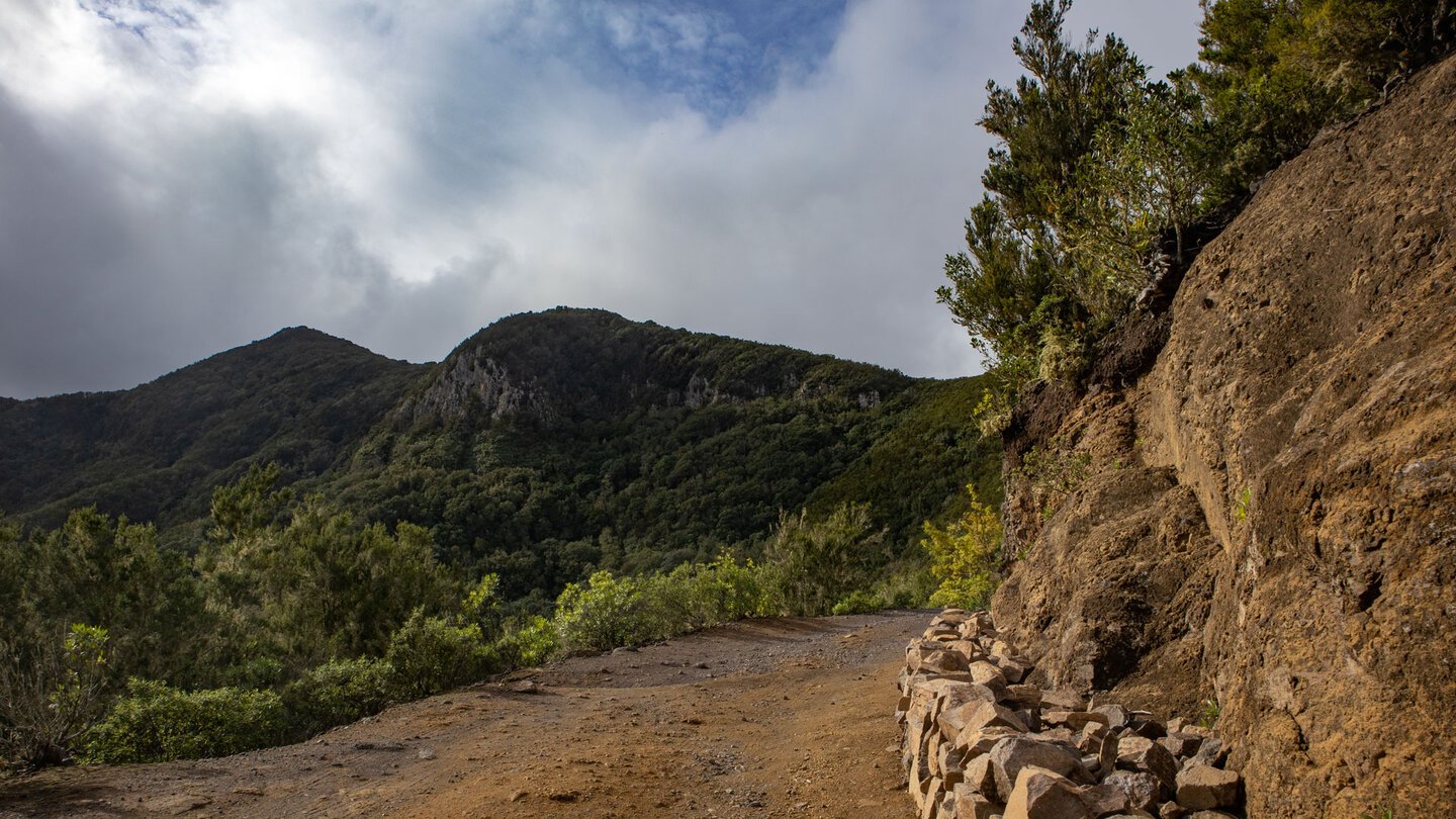 Wanderung entlang der Pista Monte del Agua