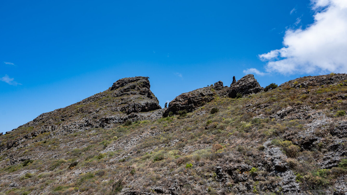 zerklüfteter Bergkamm am Wanderweg nach Los Silos