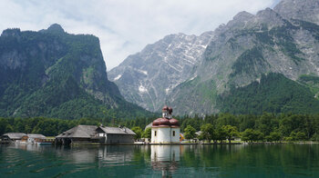 Sankt Bartholomä am Königssee mit Watzmann Ostwand