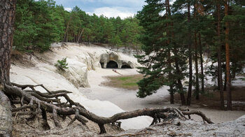 Sandsteinhöhlen im Heers