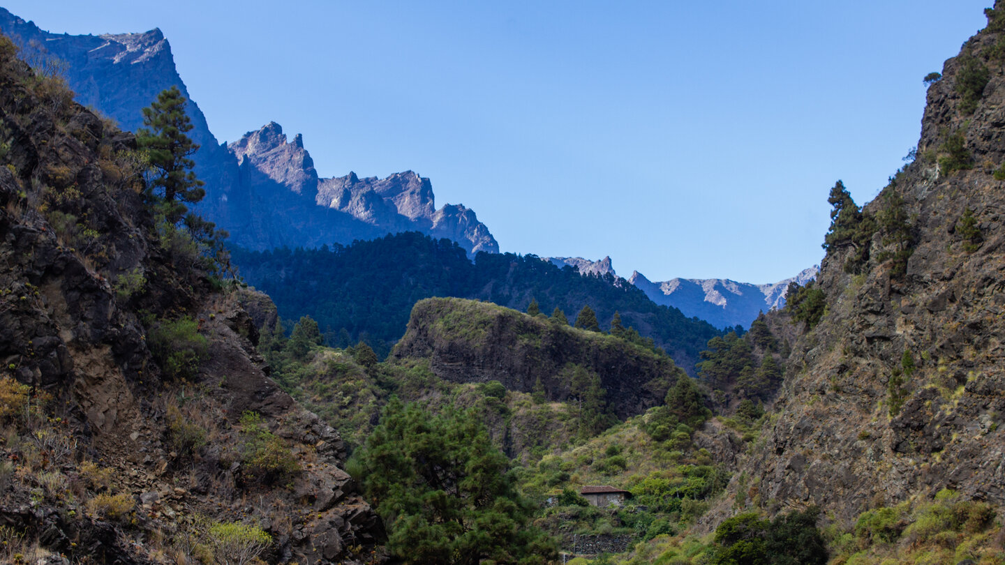 Ausblick in die Caldera de Taburiente nahe Morro de la Era die Caldera de Taburiente nahe Morro de la Era