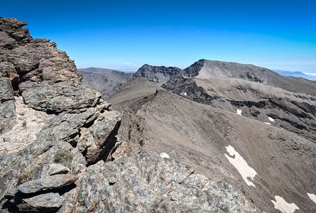 Panorama vom Pico del Veleta auf Mulhacén und Alcazaba | © Sunhikes