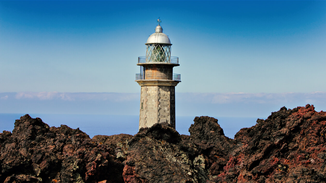 Leuchtturm Faro de Orchilla am ehemaligen Nullmeridian auf El Hierro | © Sunhikes