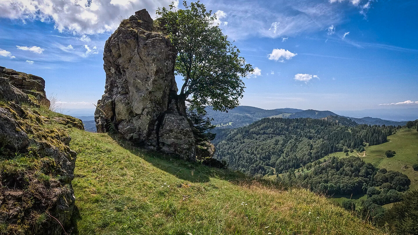 Hohkelchfelsen am Belchen | © Sunhikes
