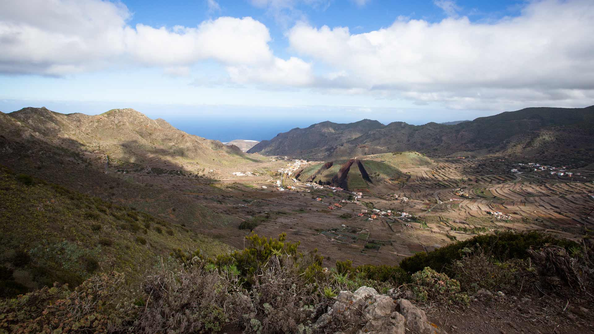 Blick auf El Palmar vom Aussichtspunkt Altos de Baracán im Teno | © Sunhikes Blick auf El Palmar vom Aussichtspunkt Altos de Baracán | © Sunhikes