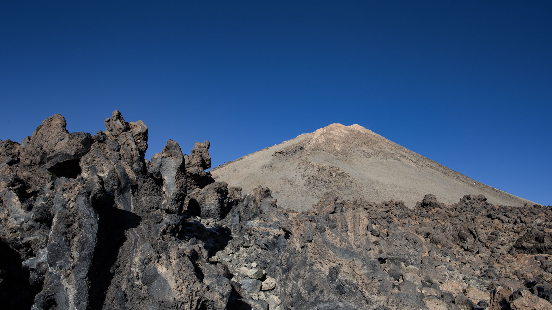 El Pitón – der Gipfel des Teide | © SUNHIKES El Pitón – der Gipfel des Teide | © SUNHIKES