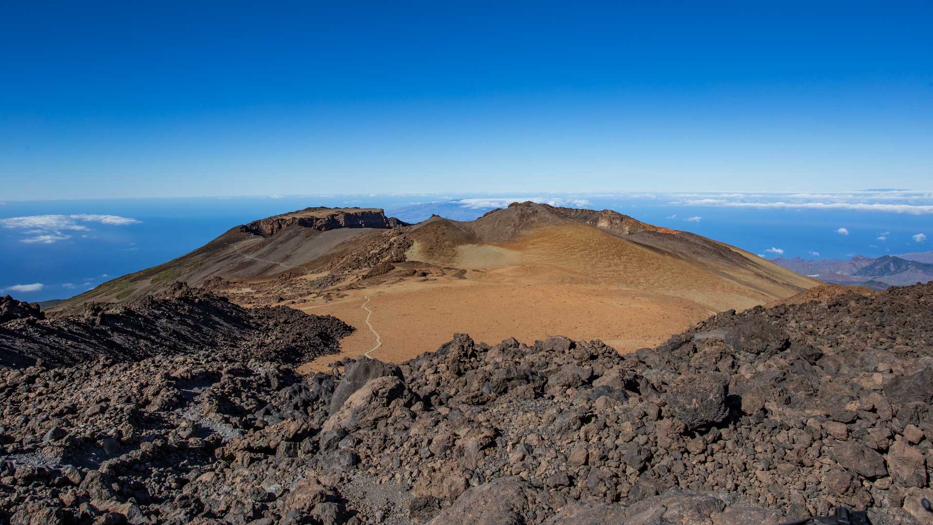 Wanderweg zum Pico Viejo | © SUNHIKES Wanderweg zum Pico Viejo | © SUNHIKES
