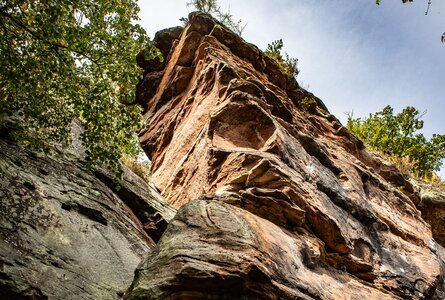 Sandsteinfelsen der Burg Vieux-Windstein | © Sunhikes