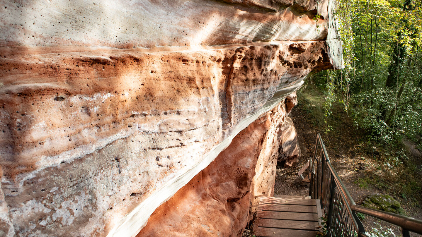 Burgfels des Château de Ramstein | © Sunhikes