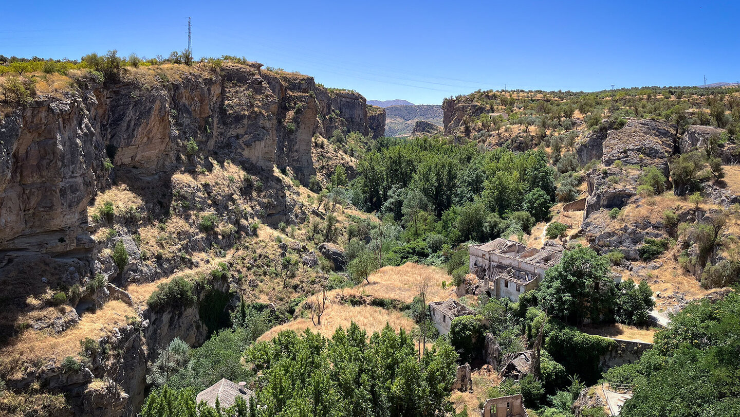 Sandsteinschluchten im Monumento Natural de los Tajos de Alhama de Granada | © Sunhikes Monumento Natural de los Tajos de Alhama de Granada | © Sunhikes