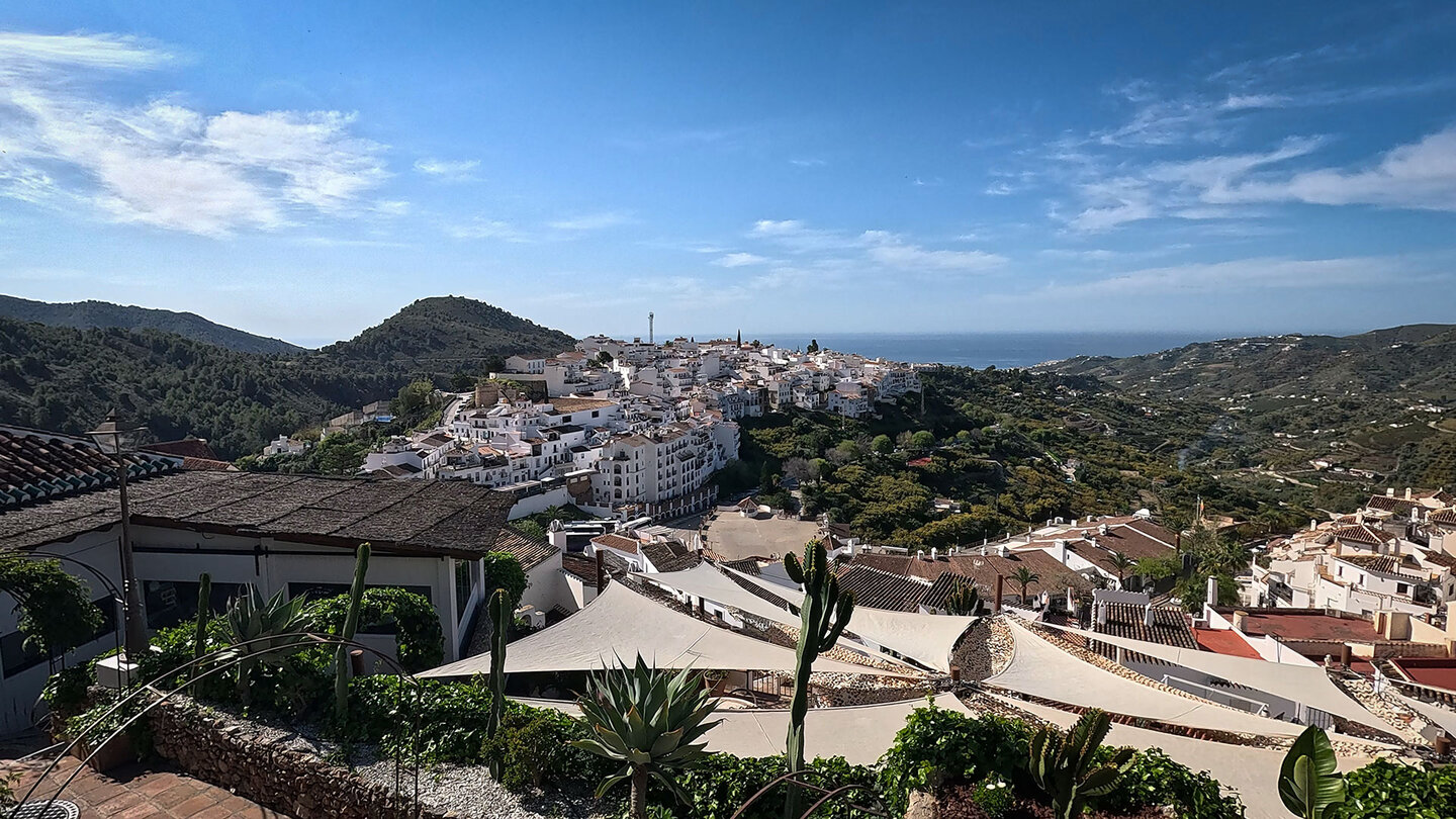 Blick über Frigiliana aufs Mittelmeer | © Sunhikes Blick über Frigiliana aufs Mittelmeer | © Sunhikes