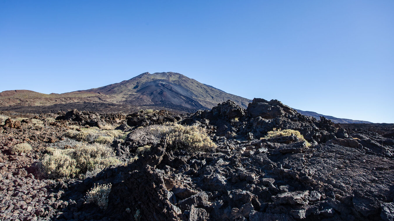 der Pico Viejo mit den Narices del Teide | © SUNHIKES
