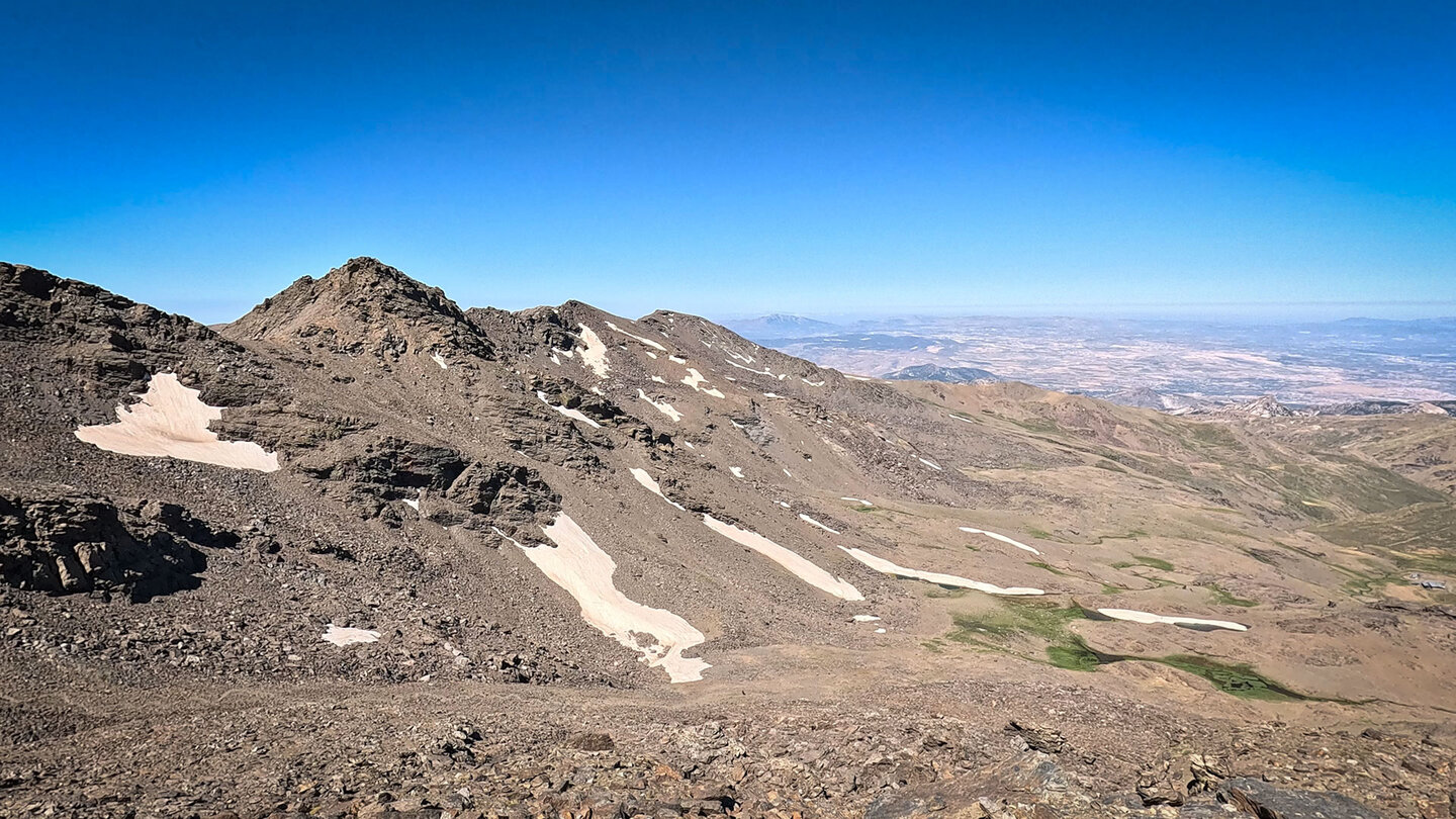 Bergseen vor den Tajos de la Virgen in der Sierra Nevada | © Sunhikes