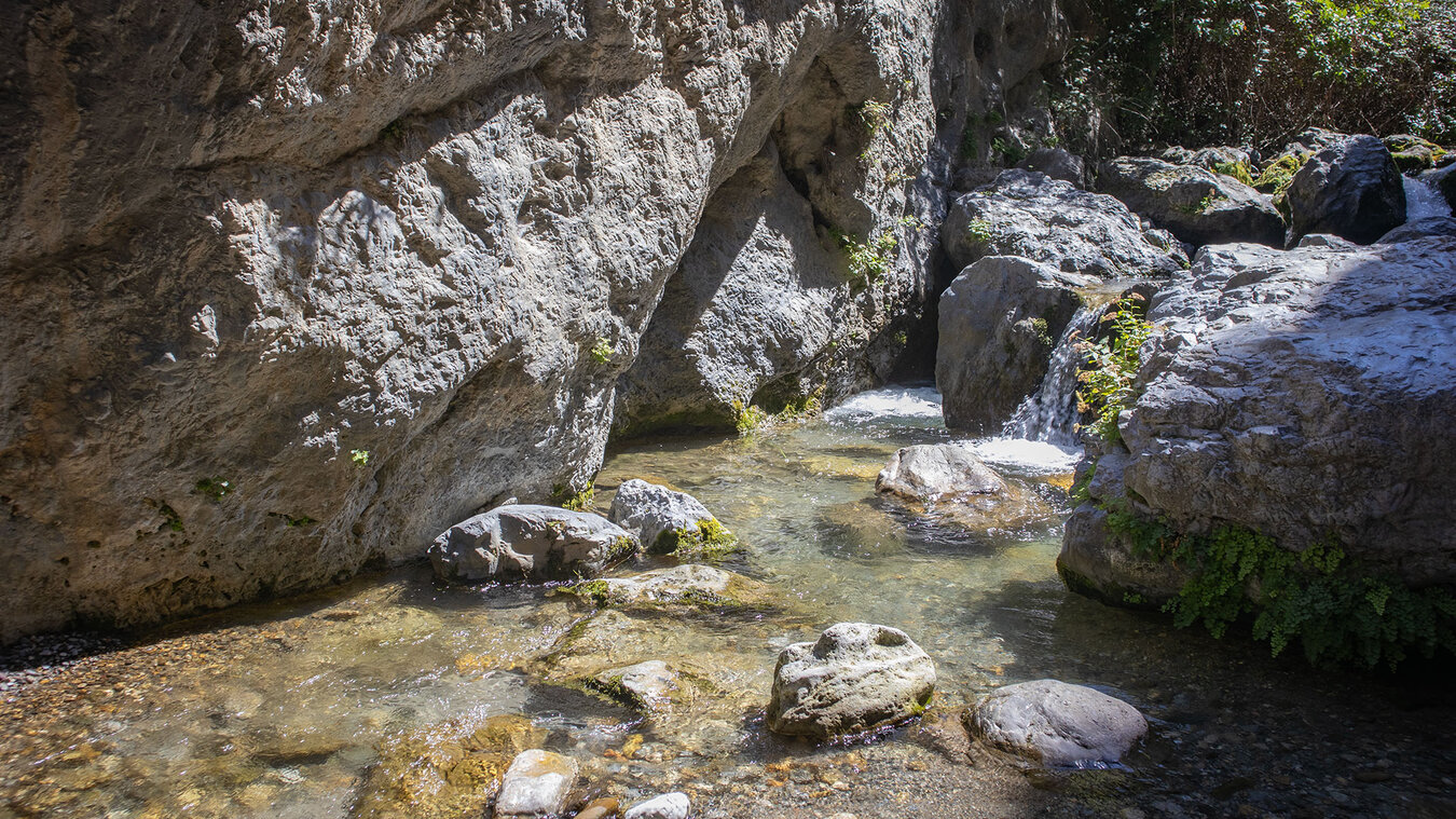 Kaskaden am Río Monachil in der Sierra Nevada | © Sunhikes
