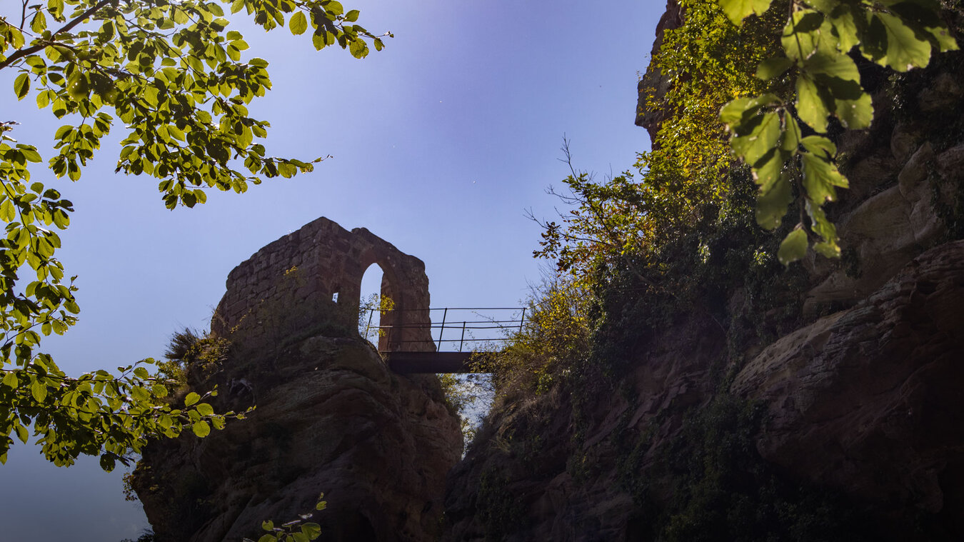 Ruine der Froensburg bei Niedersteinbach | © Sunhikes