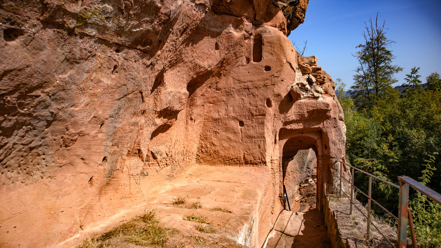 Château de Lutzelhardt bei Obersteinbach | © Sunhikes