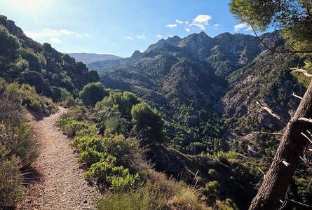 Wanderrouten in der Sierra Nevada  | © Sunhikes