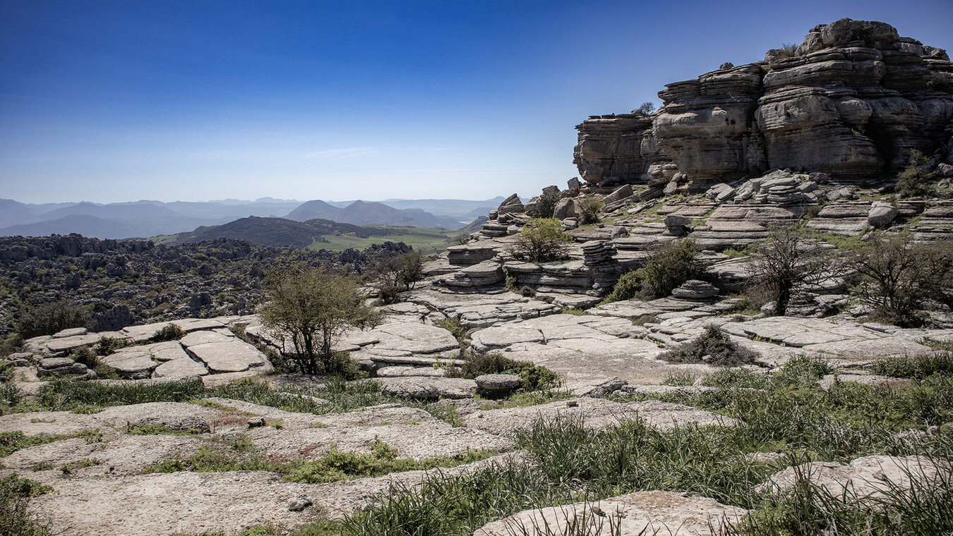 Panorama der umliegenden Berglandschaft von Torcal Alto | © Sunhikes Panorama der Berglandschaft von Torcal Alto | © Sunhikes