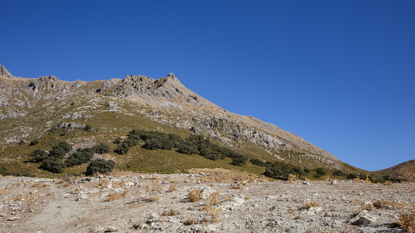 Bergkette Cresta de Alhucemas im Naturpark Sierras Subbéticas | © Sunhikes