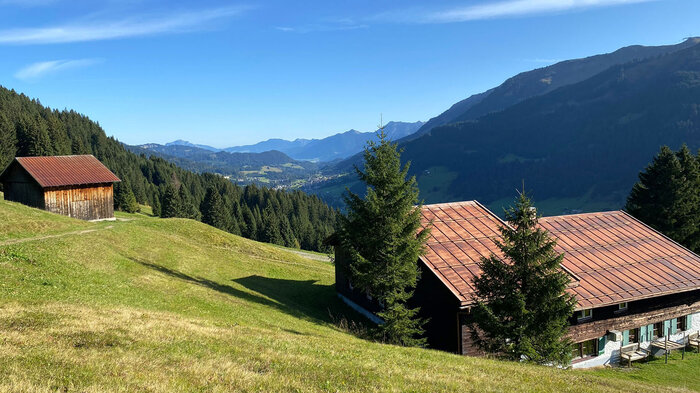 Zafernahütte Zaferna Alp | © Sunhikes