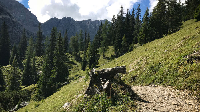 Wanderpfad Seebensee | © Sunhikes