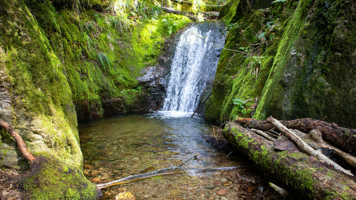 Edelfrauengrab-Wasserfall | © Sunhikes