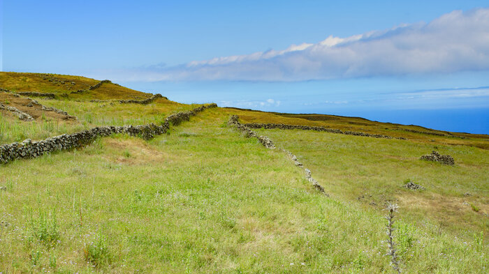 Wanderung durch die Hochebene bei Jinama auf El Hierro | © 	 Sunhikes