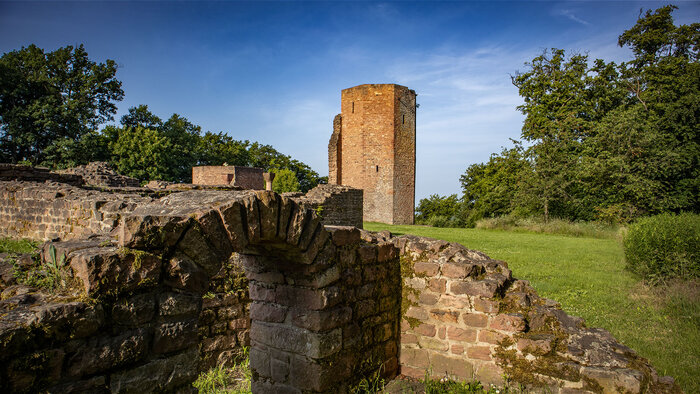 das Michaelkloster auf dem Heiligenberg bei Heidelberg | © Sunhikes Michaelkloster auf dem Heiligenberg bei Heidelberg | © Sunhikes