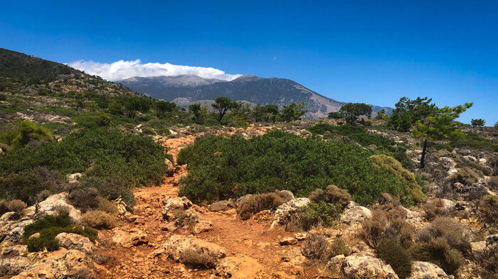 Kandouni-Plateau mit grandiosem Blick auf die Lefka Ori | © Sunhikes
