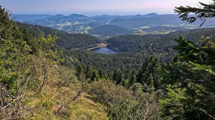 Blick über den Lac Noir | © Sunhikes