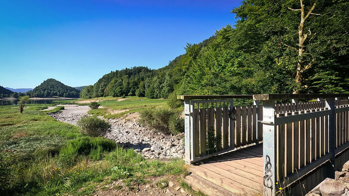 kleine Brücke führt über die Thur | © Sunhikes