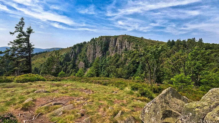 Felsmassiv Le Tanet | © Sunhikes