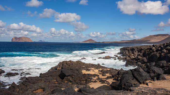 Küstenwanderung auf La Graciosa | © Sunhikes