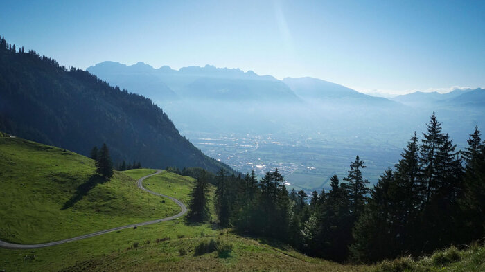 Blick Gafadurahütte Rheintal | © Sunhikes