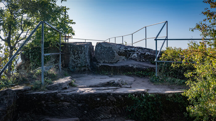 Burg Neukastell bei Leinsweiler | © Sunhikes Burg Neukastell bei Leinsweiler | © Sunhikes