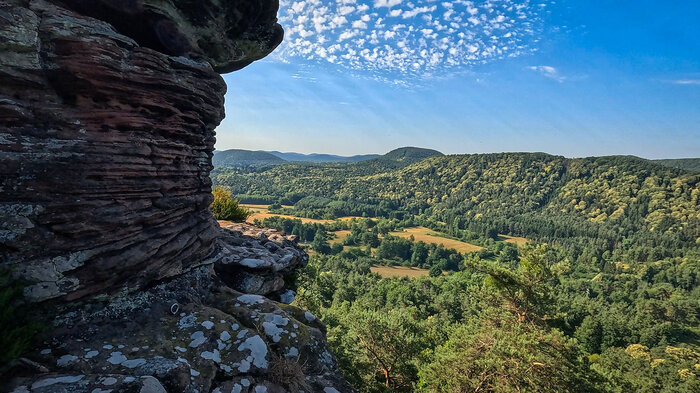 Wandern zu Geiersteinen bei Lug in der Pfalz | © Sunhikes