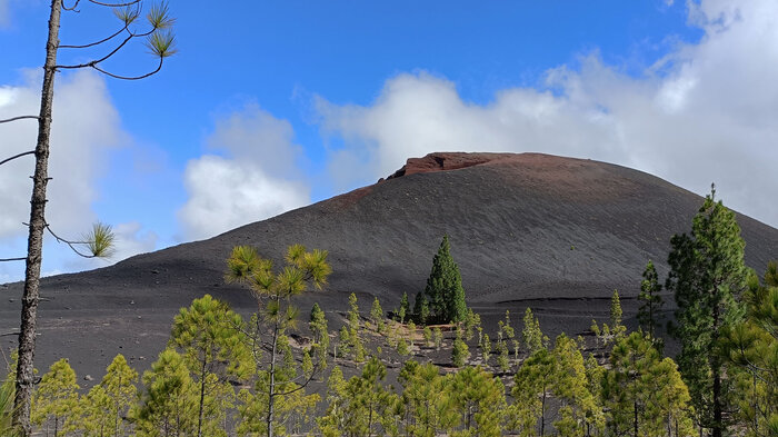 Wanderung zum Montaña Negra im Naturreservat Chinyero | © Sunhikes