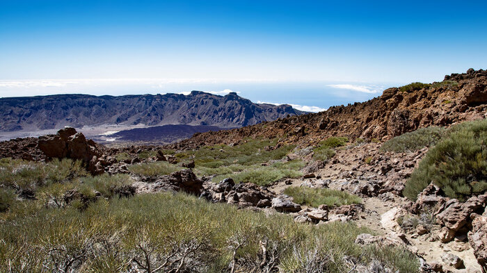 Wanderung hinab in die Caldera auf dem Pfad Sendero 23 des Teide Nationalparks | © Sunhikes Wanderung in die Caldera auf dem Pfad Sendero 23 des Teide Nationalparks | © Sunhikes